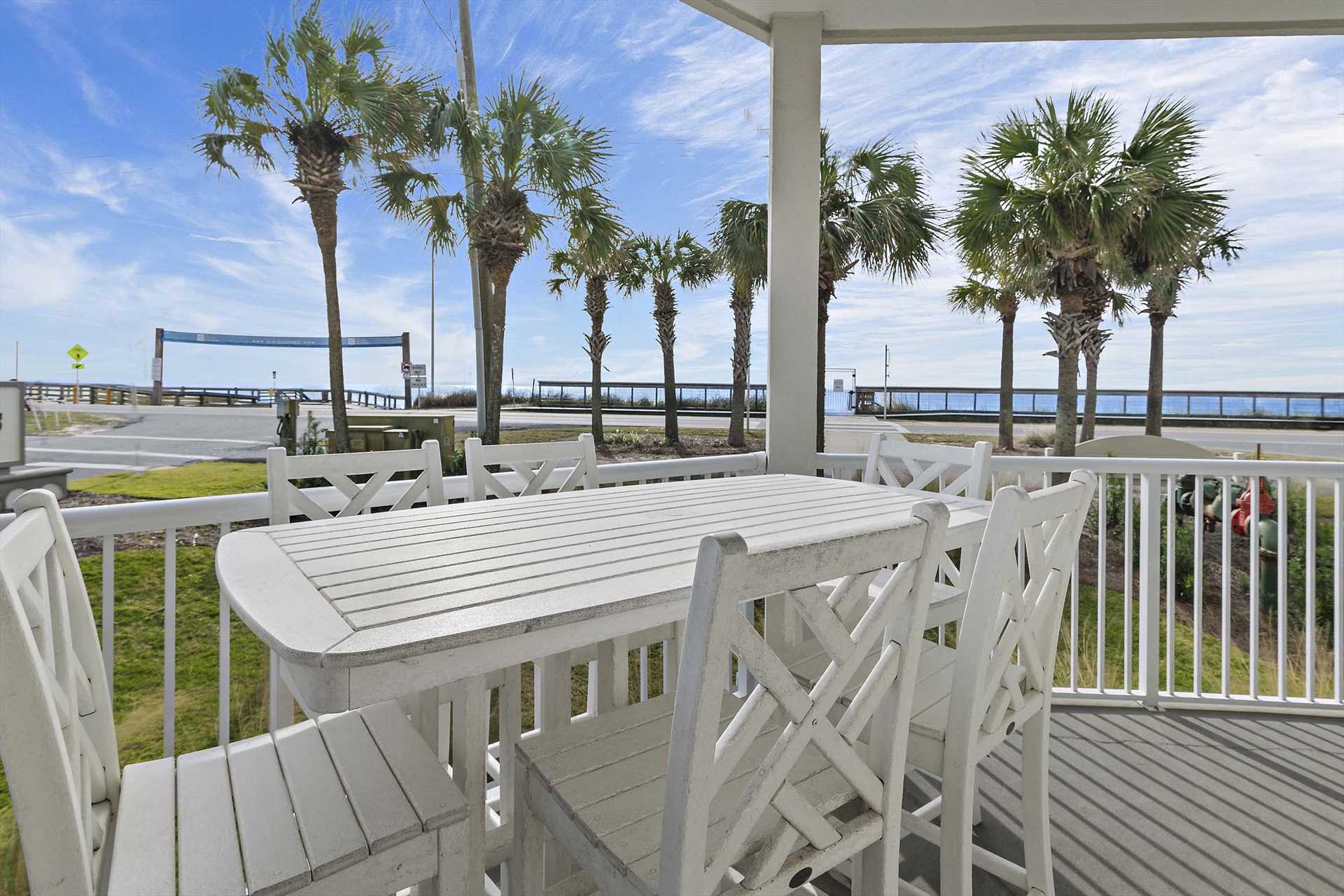 ground floor pet friendly near pompano joes