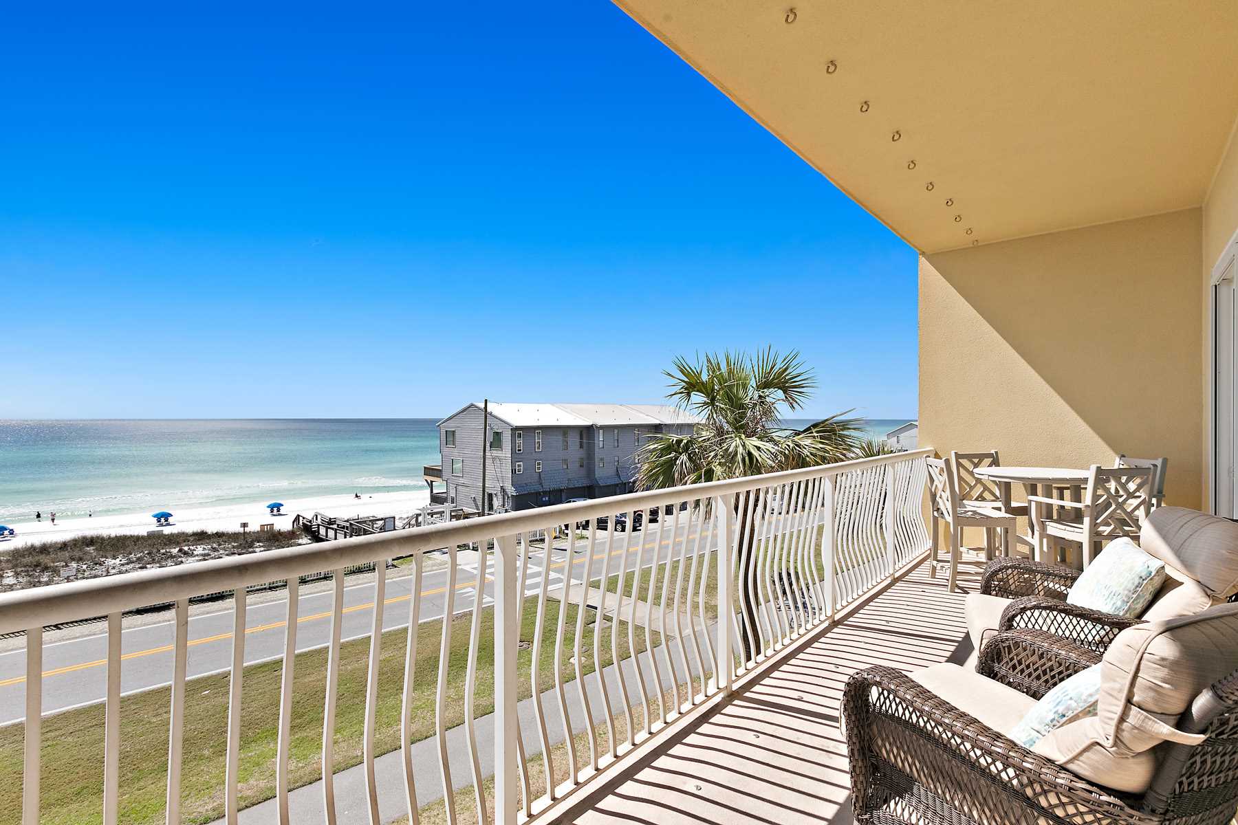 does beach retreat have a gulf view? Yes