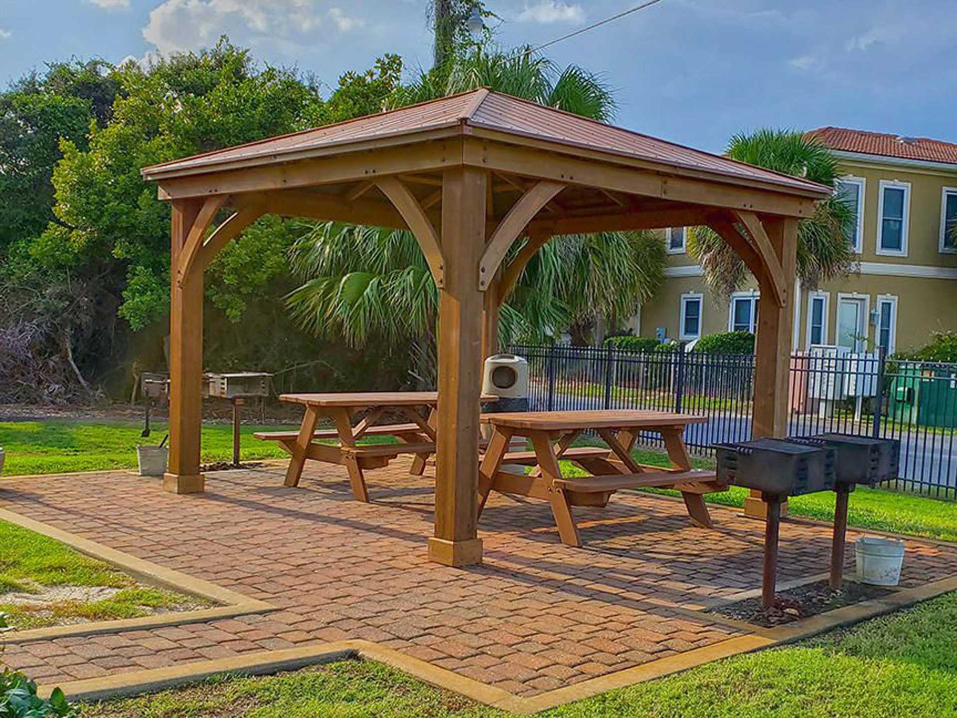 gazebo for guest