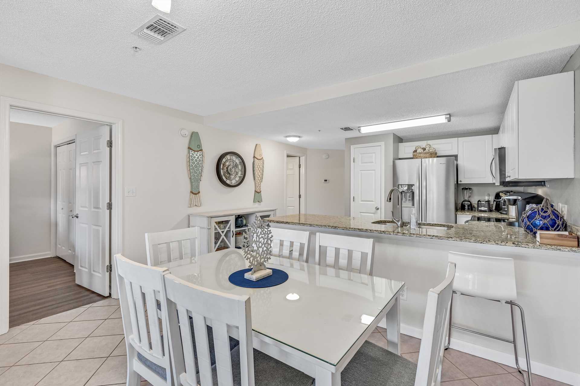 ciboney condo dining room