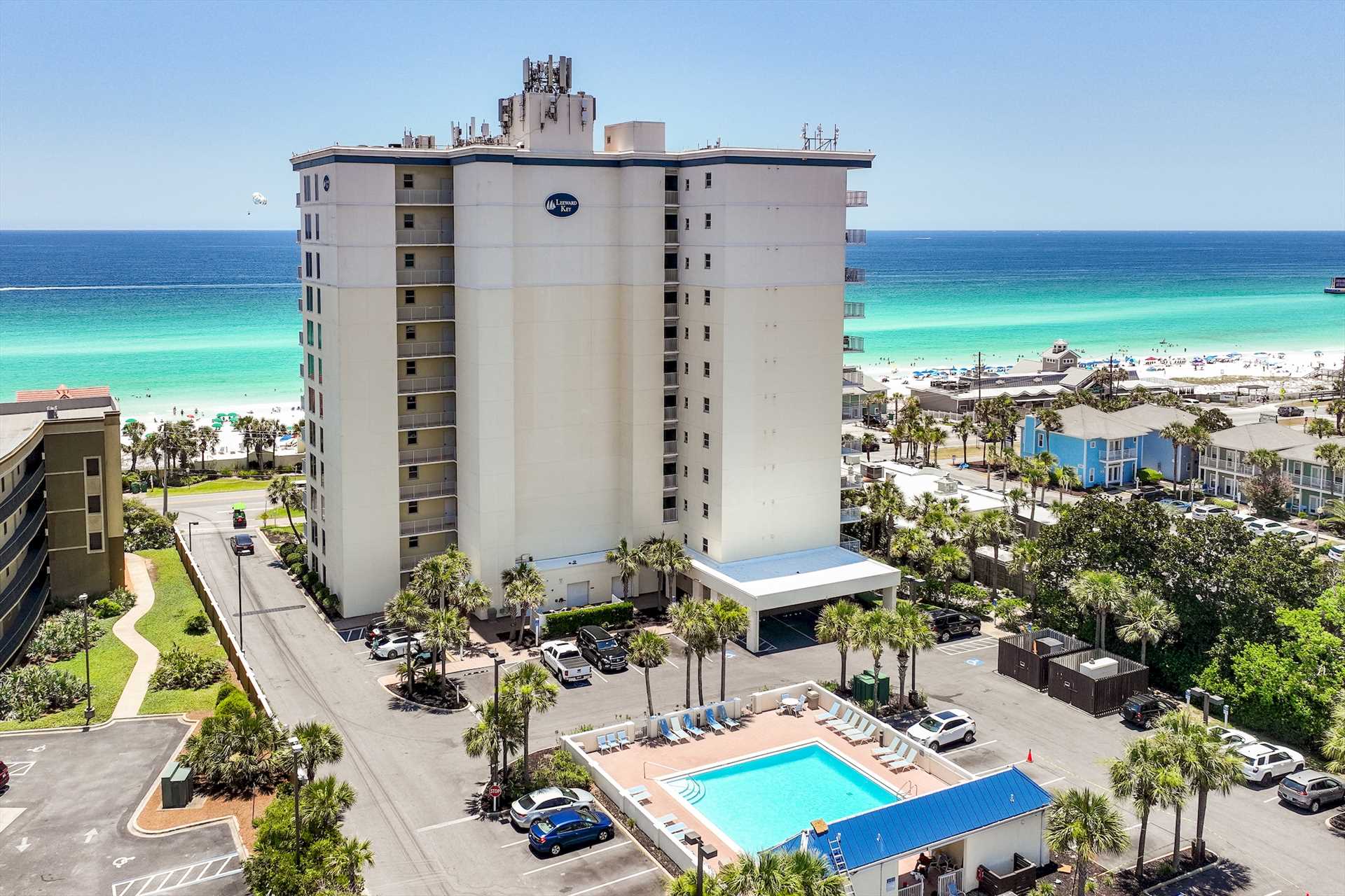 one of the best beach resorts in destin