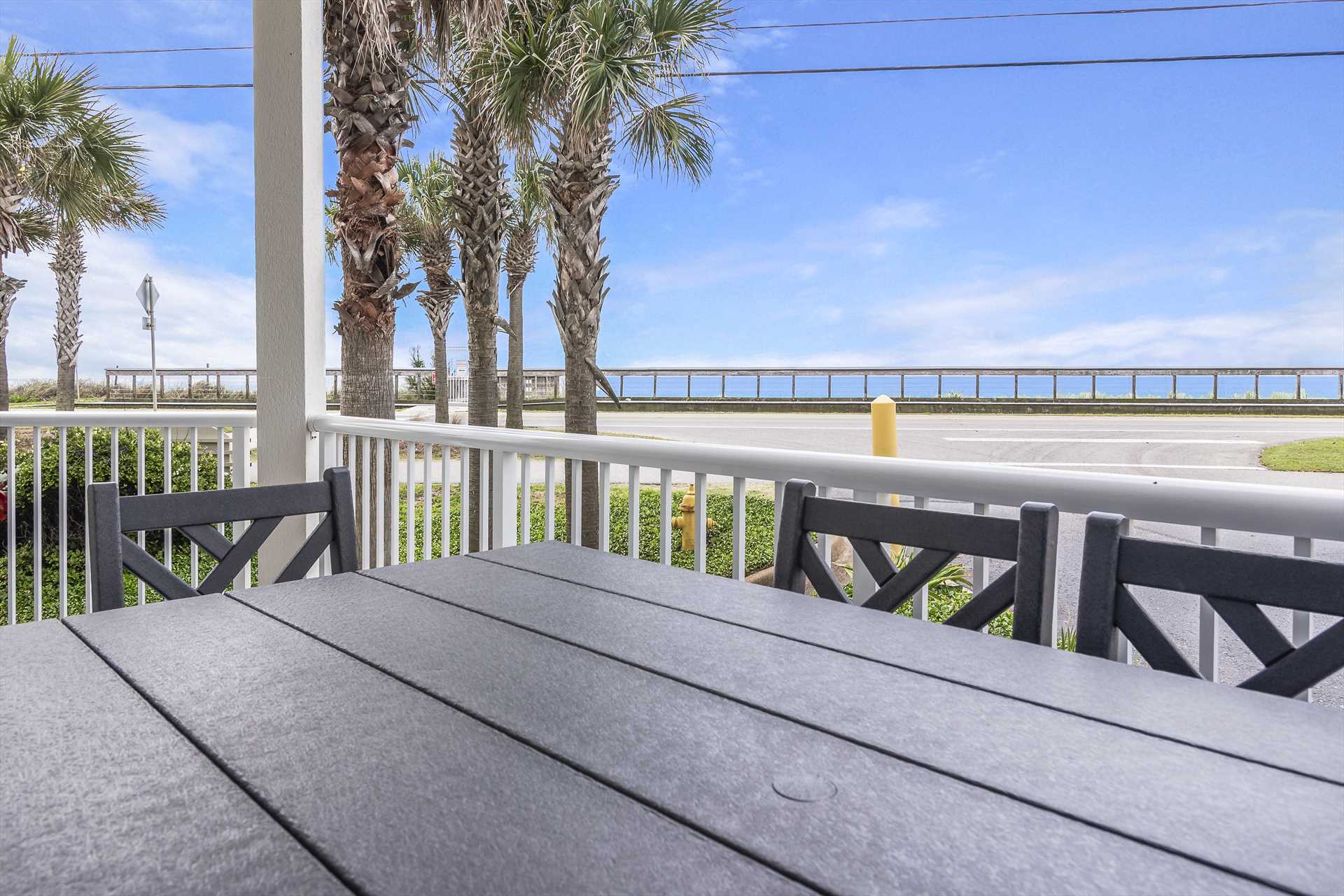 Miramar Beach pet friendly