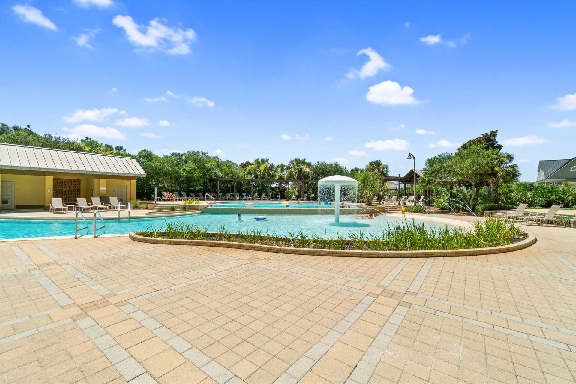 pool destin