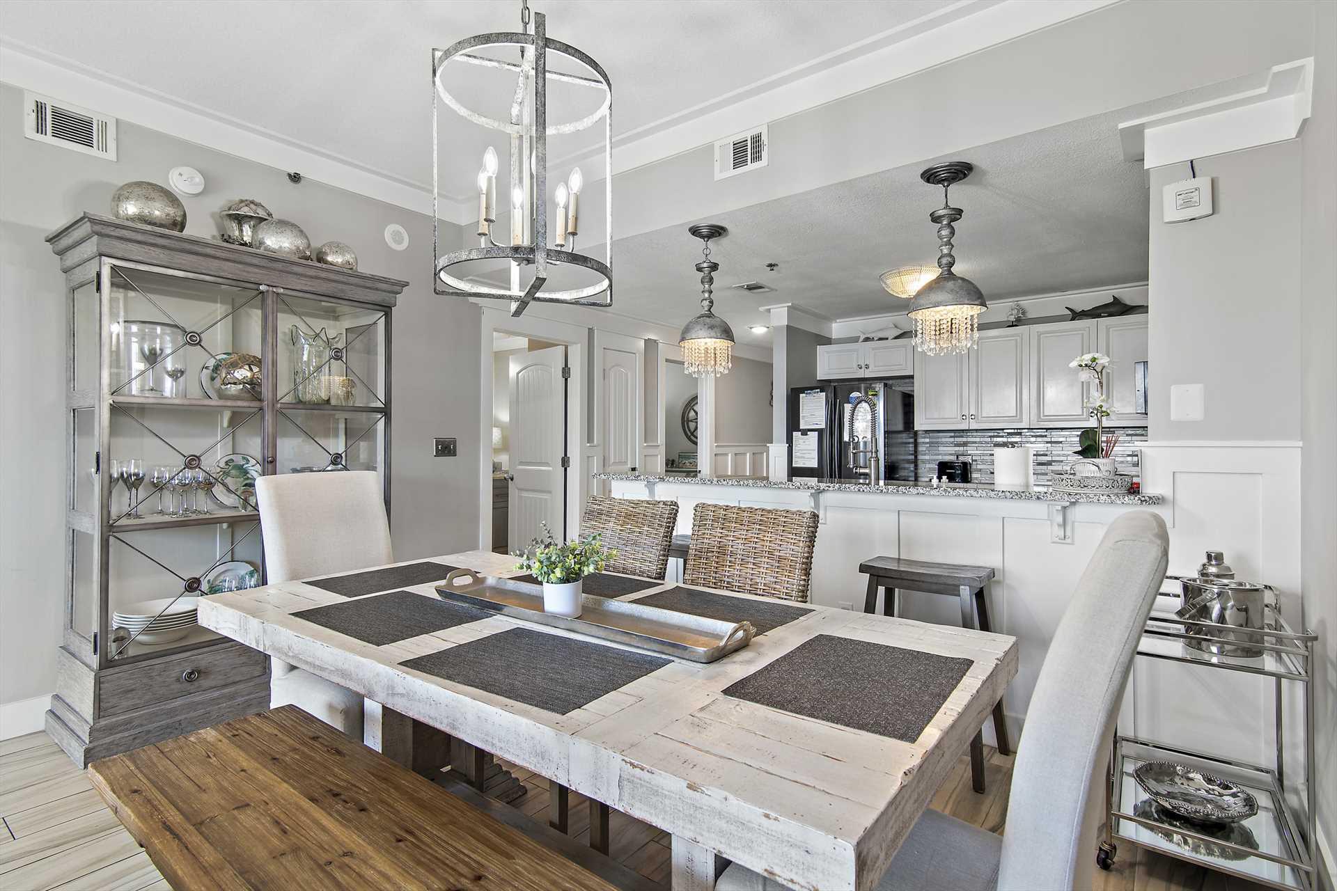 Bright, Functional Kitchen Space - Perfect for beach breakfa