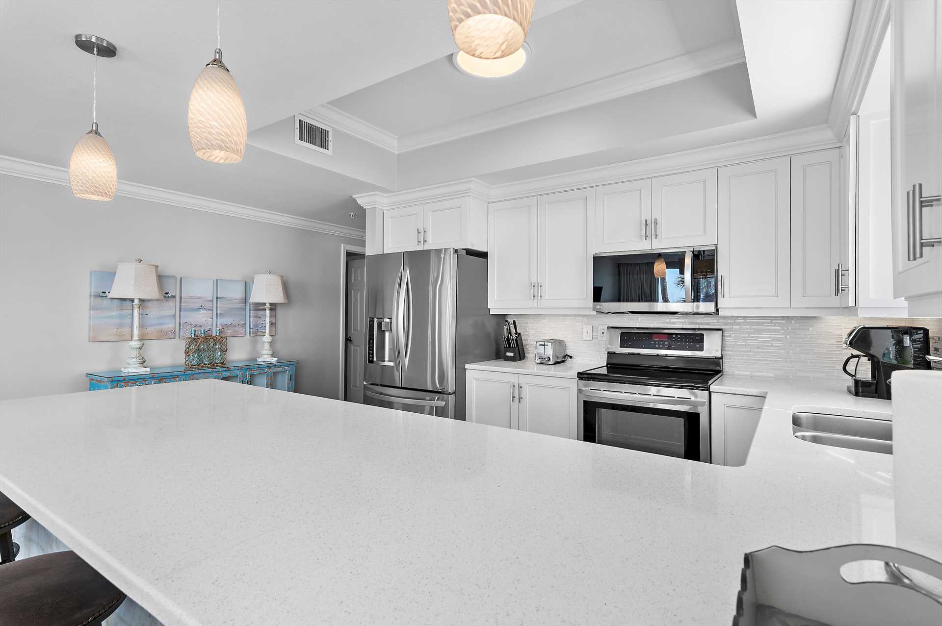 Fully equipped kitchen-perfect for home-cooked beach meals
