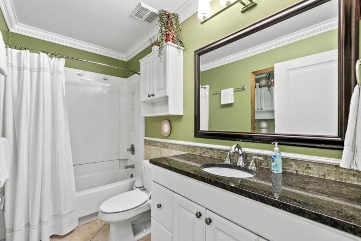 Beach Retreat 101 Small-5_1 | Beach Condos in Destin #