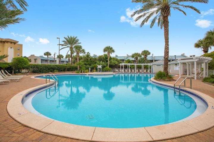 Beach Retreat Amenities Web Size-18_1920w | Beach Condos in Destin #