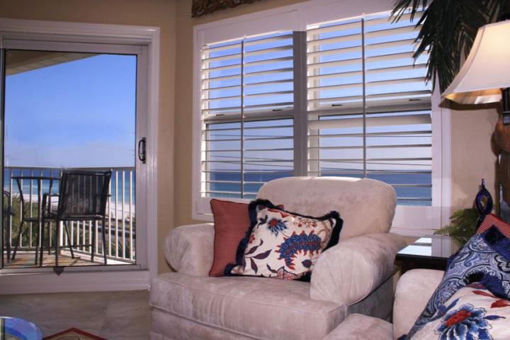 Gulf-Front-Pet-Friendly-Rental | Beach Condos in Destin #Gulf-Front-Pet-Friendly-Rental Destin