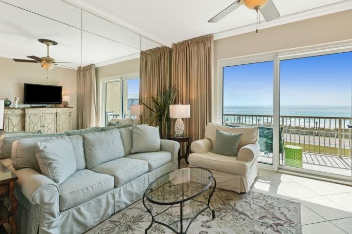 Beach Retreat 207 Web Size-16 | Beach Condos in Destin #