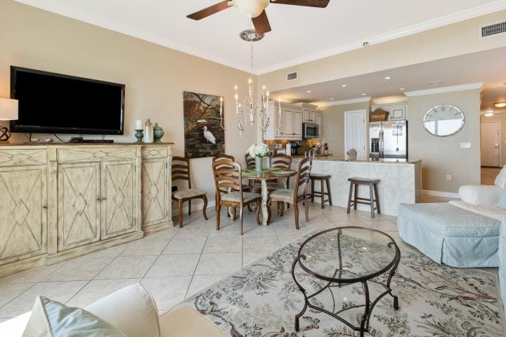 Beach Retreat 207 Web Size-18 | Beach Condos in Destin #