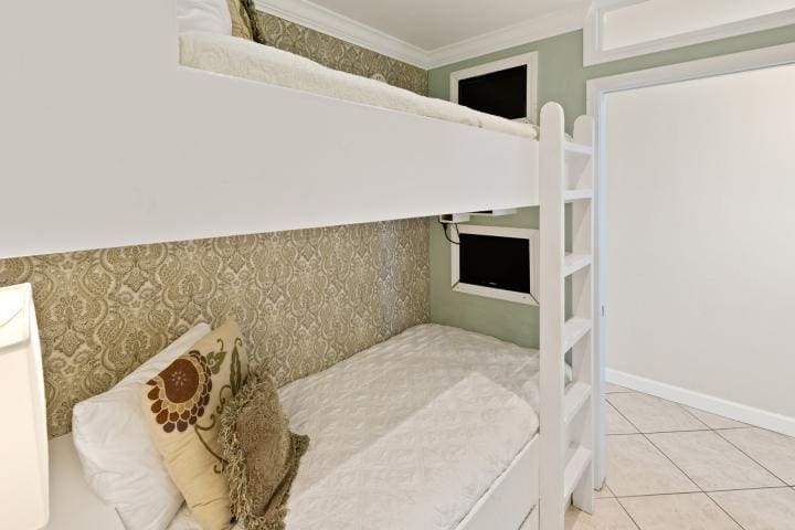 Beach Retreat 207 Web Size-7 | Beach Condos in Destin #