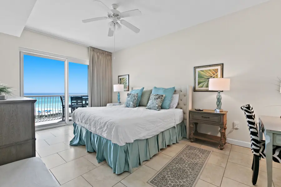 Beach Retreat 306 - Condominium vacation rental Destin