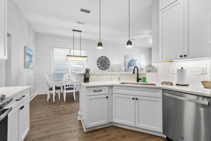 Beach Retreat Cottage 166 Small-11_1 | Beach Condos in Destin #Beach cottage rentals