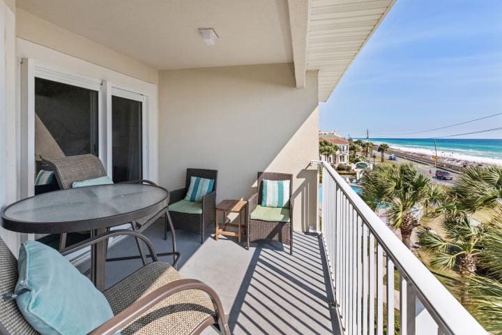Maravilla 2406 Web Size-18_1 | Beach Condos in Destin #