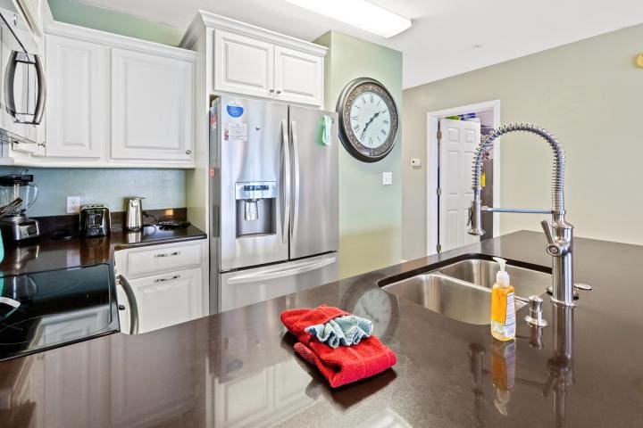 Maravilla 2406 Web Size-8 | Beach Condos in Destin #