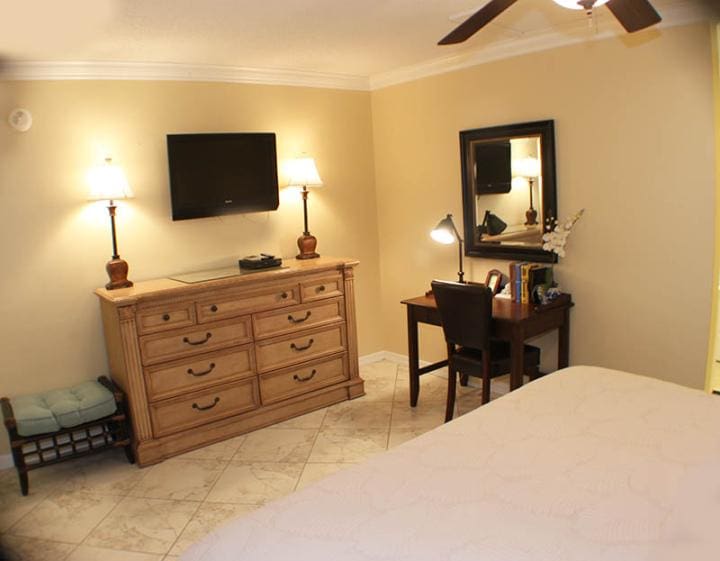 Maravilla Condo with Loft | Beach Condos in Destin #