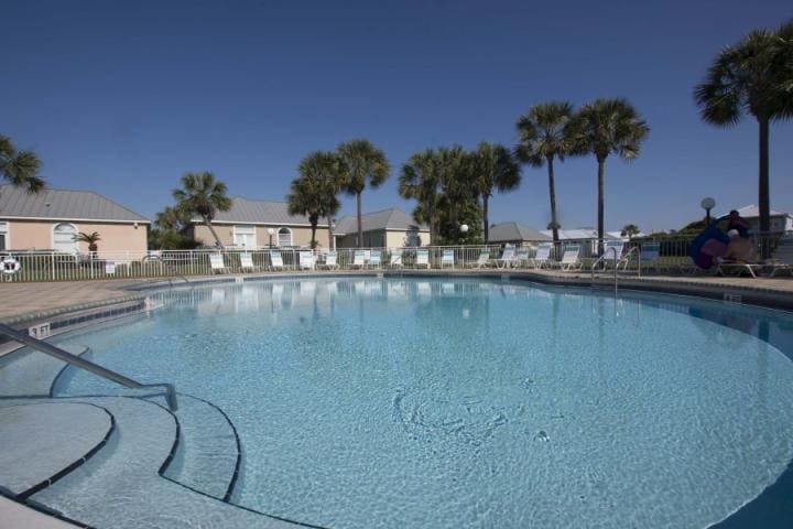 maravilla pool photo | Beach Condos in Destin #