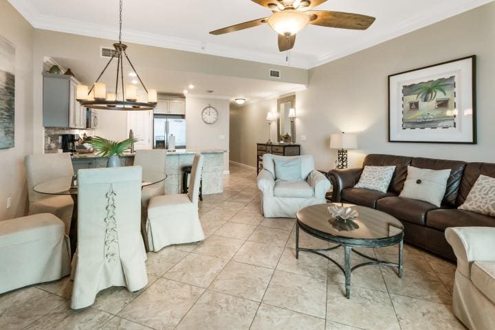 Beach Retreat 107 Web Size-19 | Beach Condos in Destin #