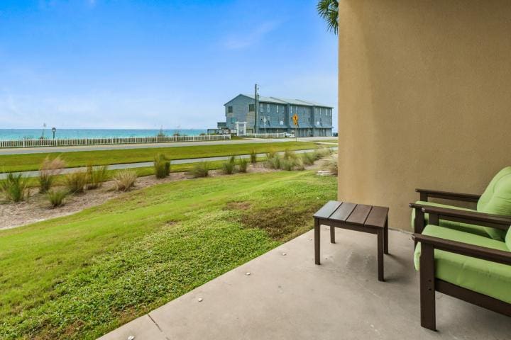 Beach Retreat 107 Web Size-23 | Beach Condos in Destin #