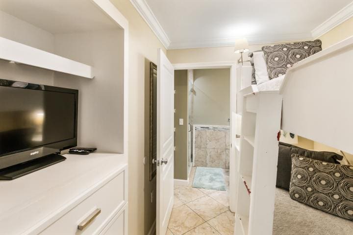 Beach Retreat 107 Web Size-6 | Beach Condos in Destin #