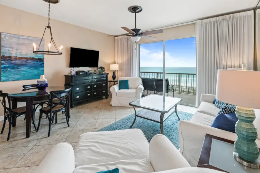 Beach Retreat 307 - Condominium vacation rental Destin
