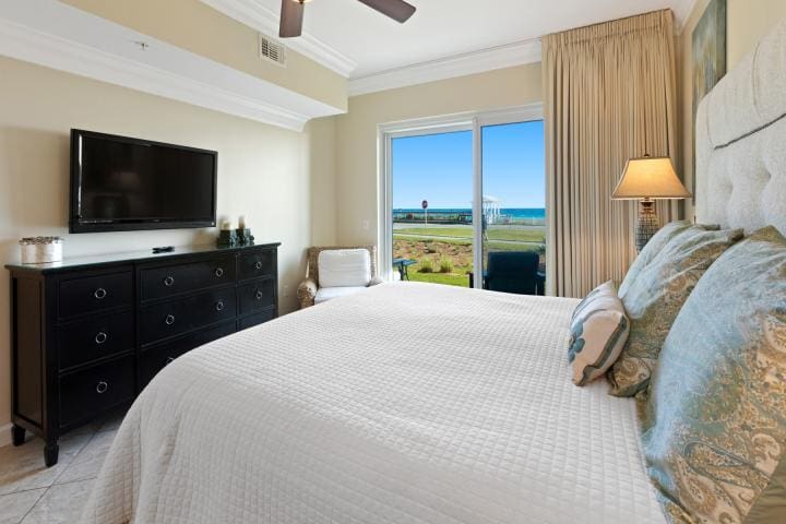 Beach Retreat 102 Web Size-19 | Beach Condos in Destin #