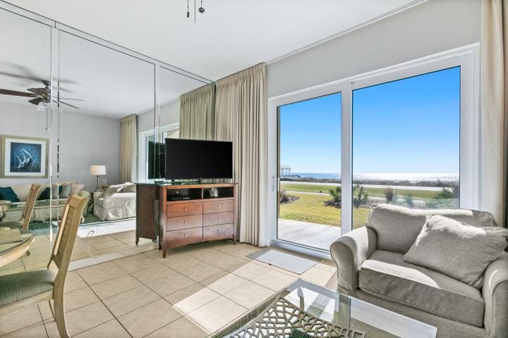 Beach Retreat 105 Small-15_1 | Beach Condos in Destin #