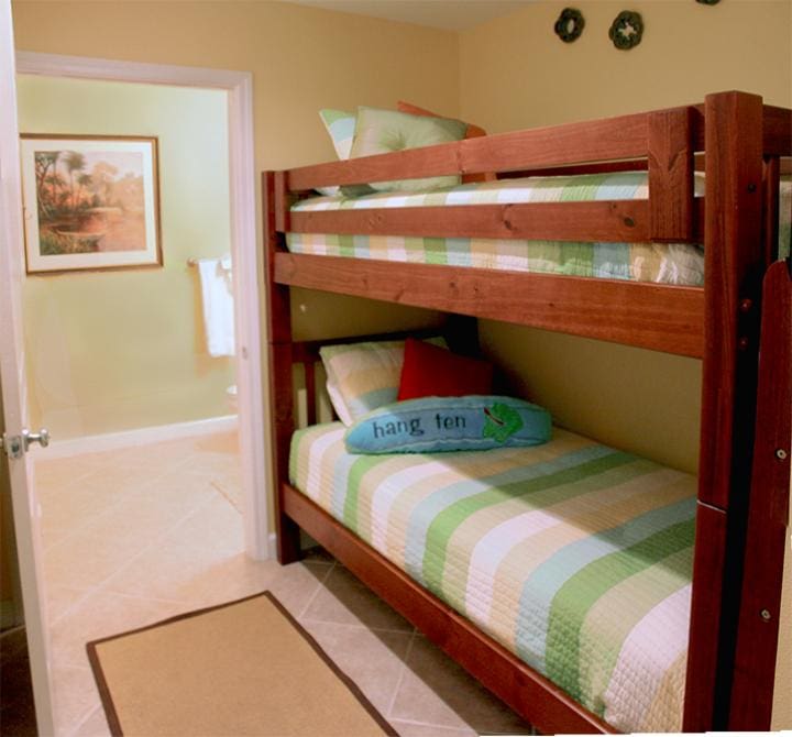 Bunk Bedroom | Beach Condos in Destin #