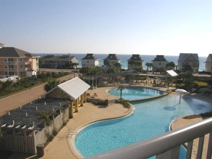 view | Beach Condos in Destin #