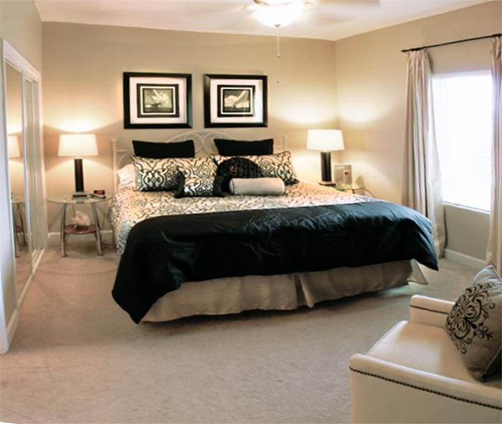 Master Bedroom Beach Resort Destin | Beach Condos in Destin #