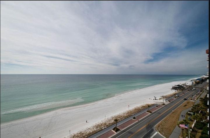 Majestic sun vacations | Beach Condos in Destin #seascape rentals condos