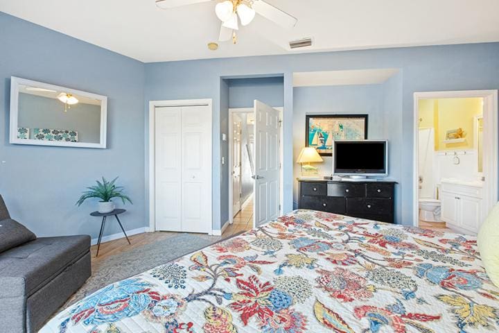 Beach Point 302 Large Size-10 | Beach Condos in Destin #