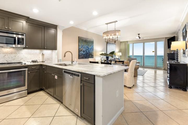 Leeward Key 705 gulf front | Beach Condos in Destin #pool directly on the beach in destin at leeward key
