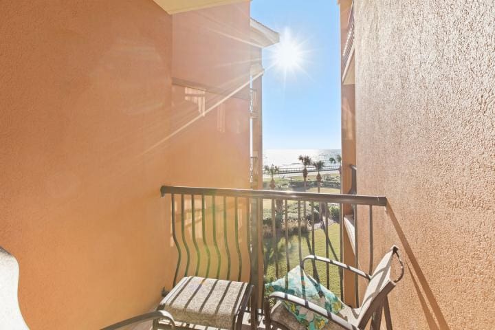 Mediterranea 412D Small Size-8 | Beach Condos in Destin #