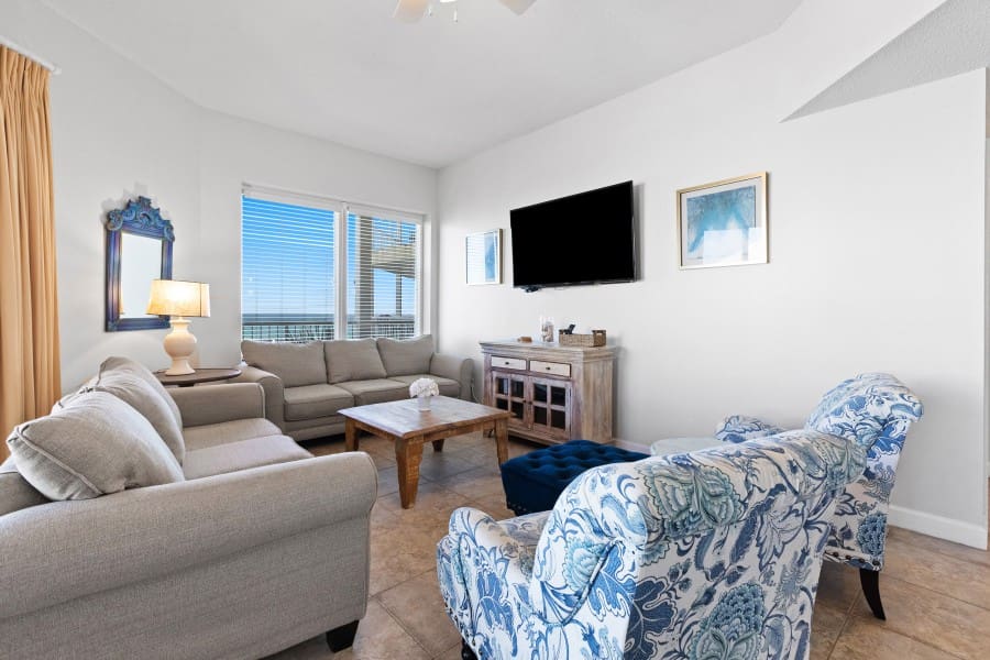 Crystal View 304 - Condominium vacation rental Destin