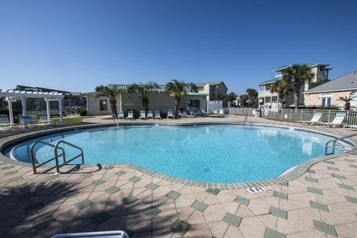 Maravilla | Beach Condos in Destin #