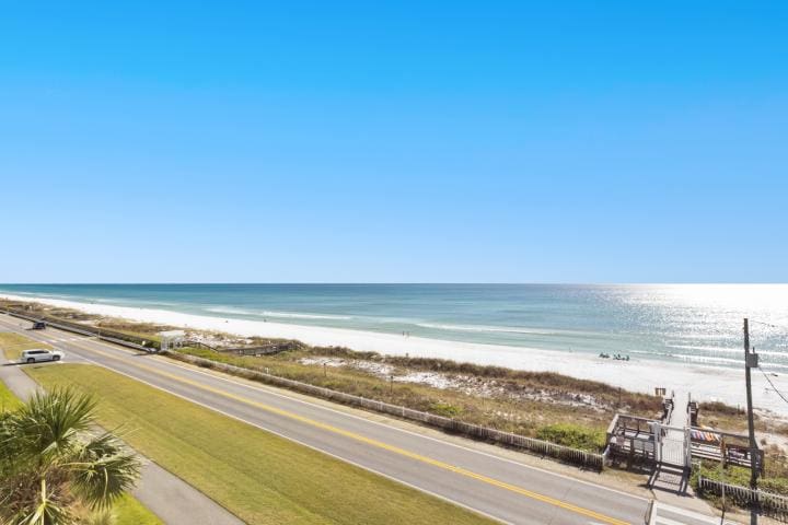 Beach Retreat 411 Small-26_1 | Beach Condos in Destin #best condos in destin