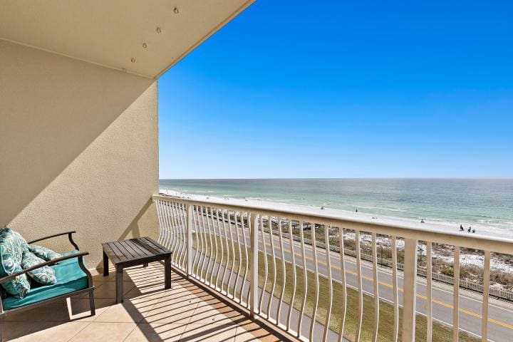 Beach Retreat 407 Small Size-18 | Beach Condos in Destin #