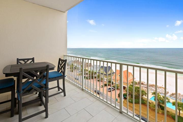 Leeward Key 1005 balcony | Beach Condos in Destin #best rental company in destin