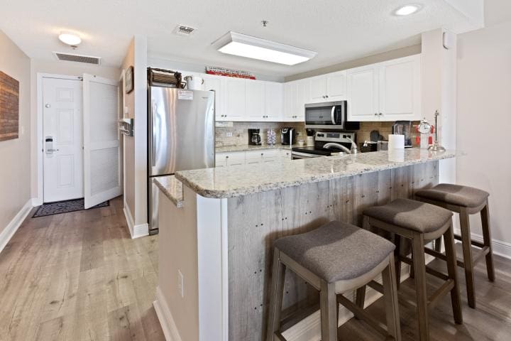 Leeward Key 605 Web Size-4 | Beach Condos in Destin #