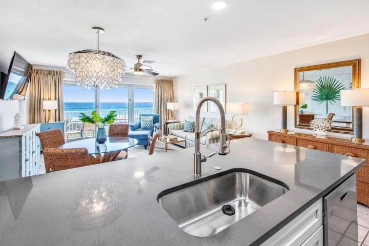 Maravilla 2313 Web Size-9 | Beach Condos in Destin #