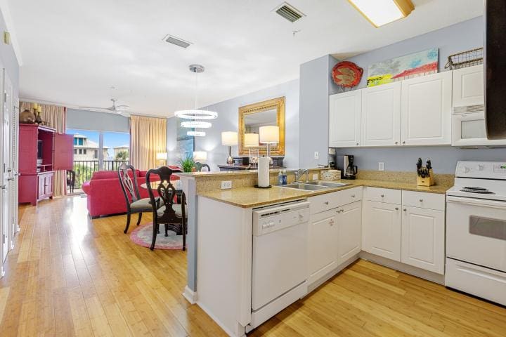 Emerald Waters 302 Web Size-1 | Beach Condos in Destin #