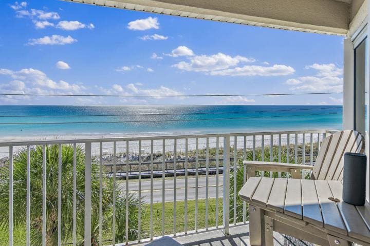 web_ 2403 Maravilla _14 | Beach Condos in Destin #pompano joes crab trap public beaches