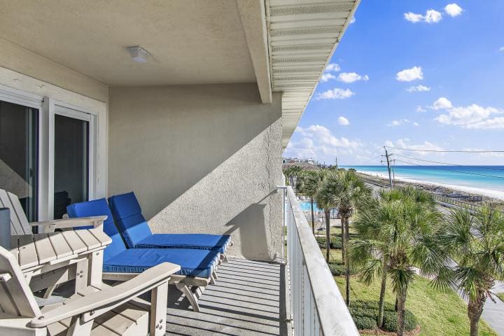web_ 2403 Maravilla _15 | Beach Condos in Destin #close to harborwalk village baytowne wharf