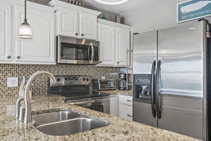 web_ 2403 Maravilla _26 | Beach Condos in Destin #enjoy your holiday feast with family