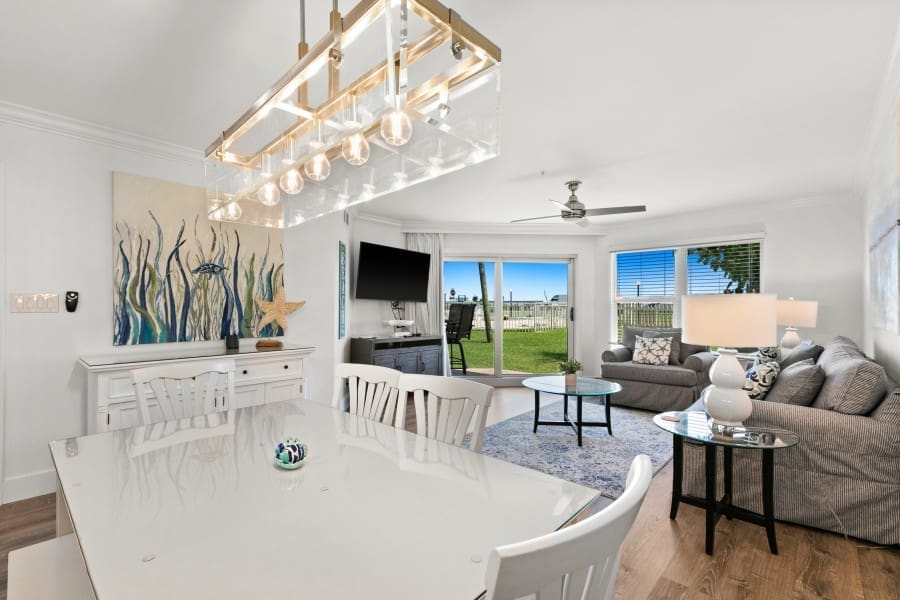 Beach Condos in Destin FL | Book Vacation Rentals Online #cool vacation condo light fixture