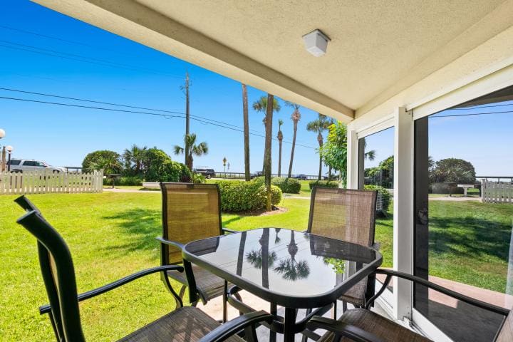 Maravilla 2109 | Beach Condos in Destin #ground floor pet friendly condo maravilla