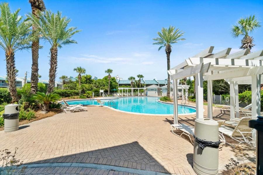 Beach Retreat Destin Rentals_2 1_1920w | Beach Condos in Destin Beach Retreat Vacation Rentals | Beach Condos in Destin #
