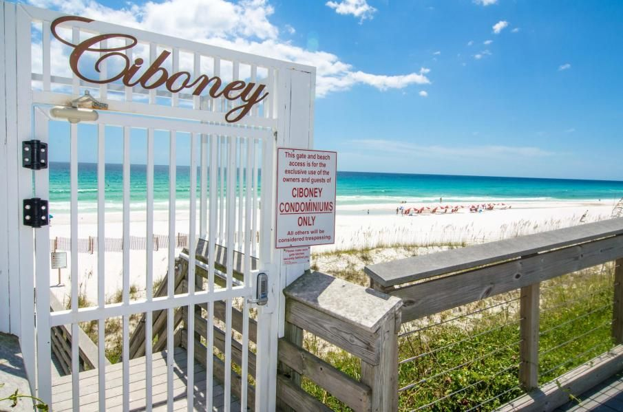 Ciboney Vacation Rentals ► Beach Condos in Destin #Water view from the Ciboney balcony. Find vacation rentals in Ciboney.