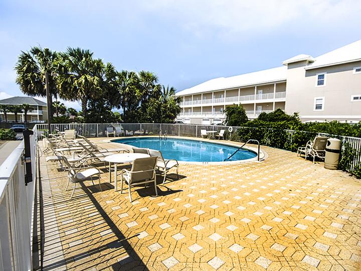 Crystal-View-Destin-Pool | Beach Condos in Destin #